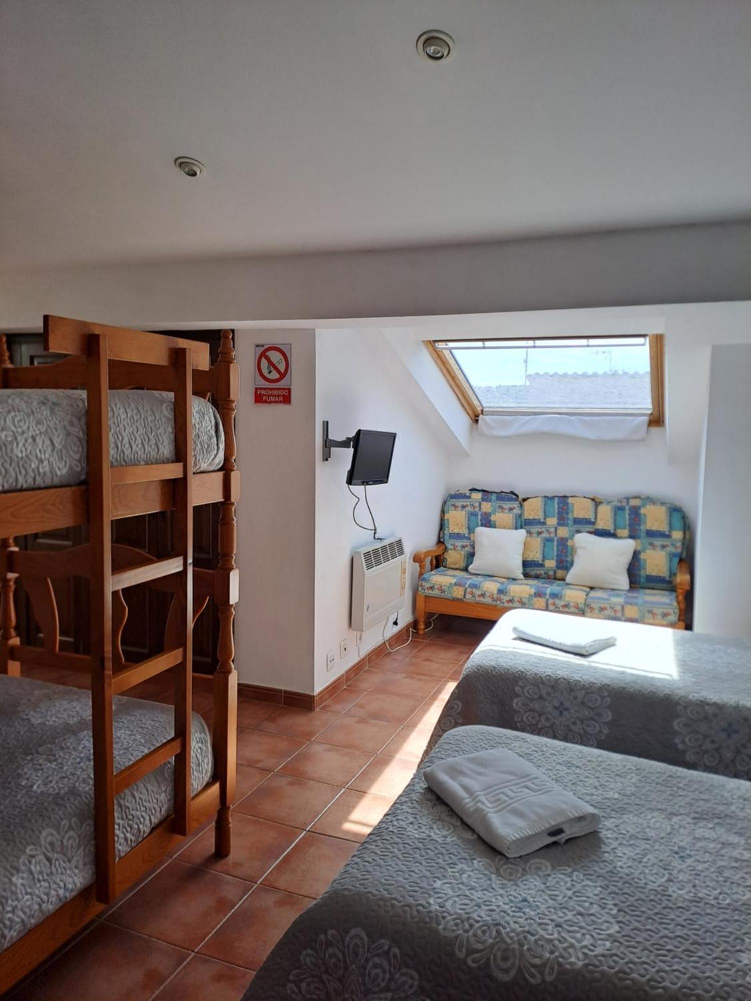 Delicias Hotel Peraltilla Værelse billede